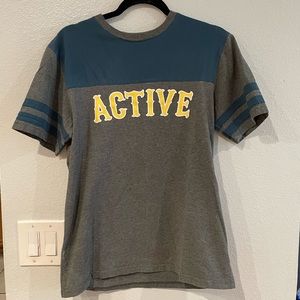 Active short sleeve. Men. Size Medium.